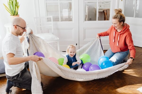 The Thriving Home: A Practical Guide to Building a Strong Parent-Child Ecosystem